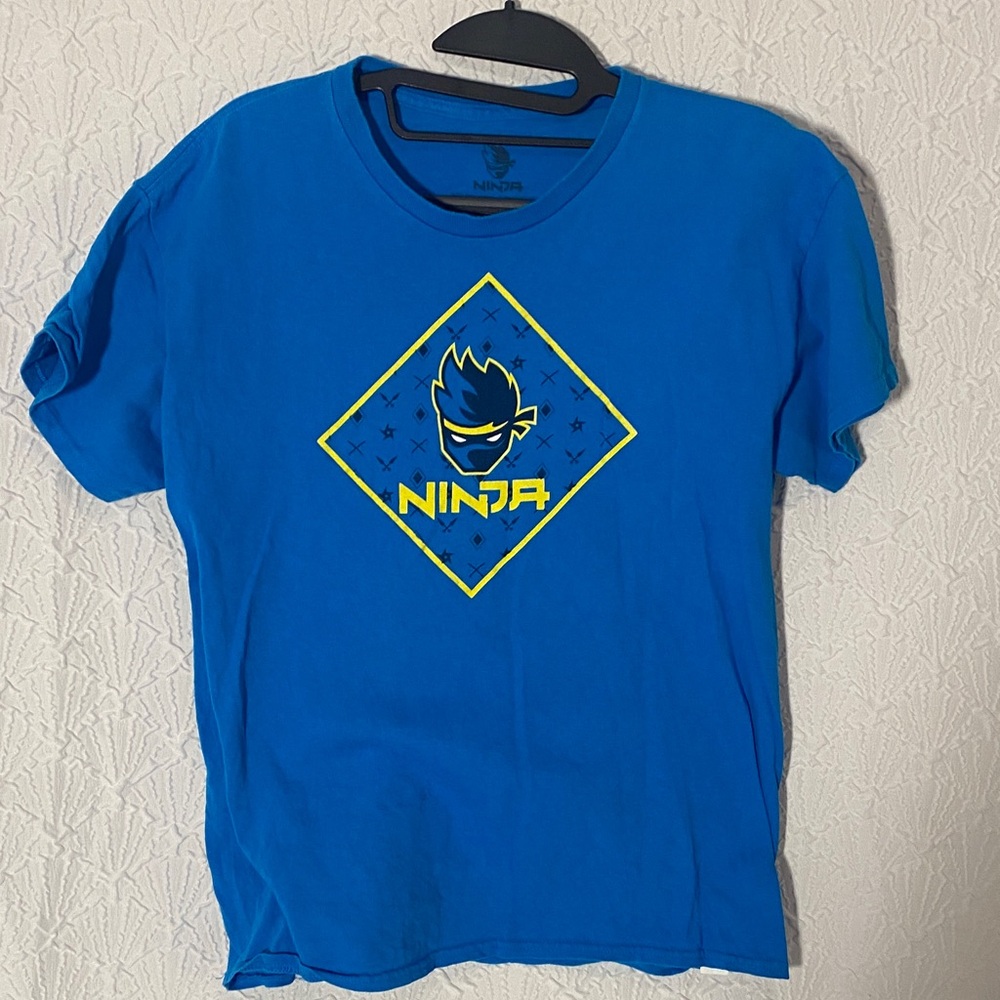 Tylor “Ninja” Belvine Blue Graphic Tee Youth XL Gaming Culture and Esports